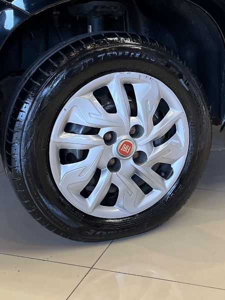 FIAT UNO 1.0 ATTRACTIVE 8V 2021/2021 JM AUTOMÓVEIS VENÂNCIO AIRES / Carros no Vale