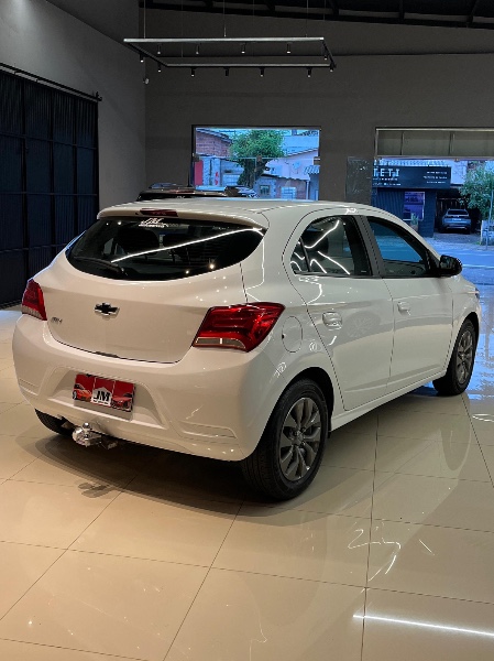 CHEVROLET ONIX 1.0 JOY BLACK 2021/2021 JM AUTOMÓVEIS VENÂNCIO AIRES / Carros no Vale