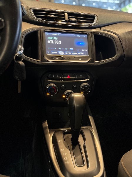 CHEVROLET ONIX 1.4 LTZ AUT. 2014/2015 JM AUTOMÓVEIS VENÂNCIO AIRES / Carros no Vale