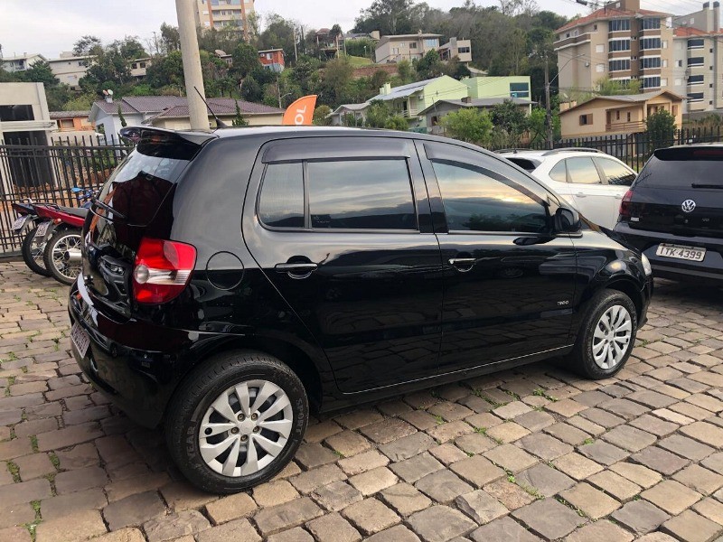 VOLKSWAGEN FOX TREND 1.0 2009/2009 SÉTIMA VEÍCULOS GUAPORÉ / Carros no Vale