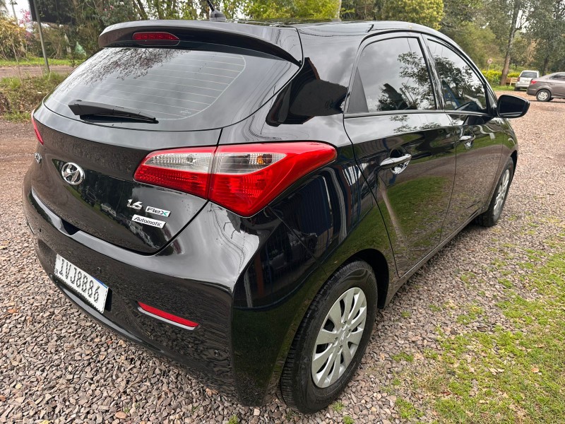 HYUNDAI HB20 COMFORT 1.6 /2014 MENEGHINI VEÍCULOS ARROIO DO MEIO / Carros no Vale