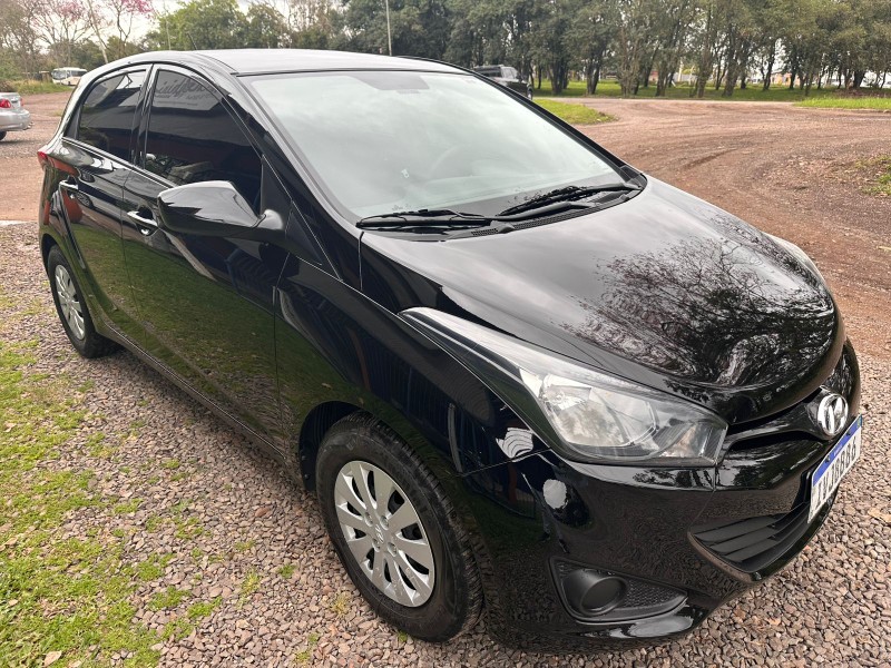 HYUNDAI HB20 COMFORT 1.6 /2014 MENEGHINI VEÍCULOS ARROIO DO MEIO / Carros no Vale