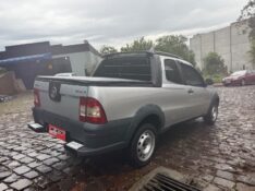 FIAT STRADA WORKING 1.4 MPI FIRE FLEX 8V CD 2013/2013 ELY AUTOMÓVEIS LAJEADO / Carros no Vale