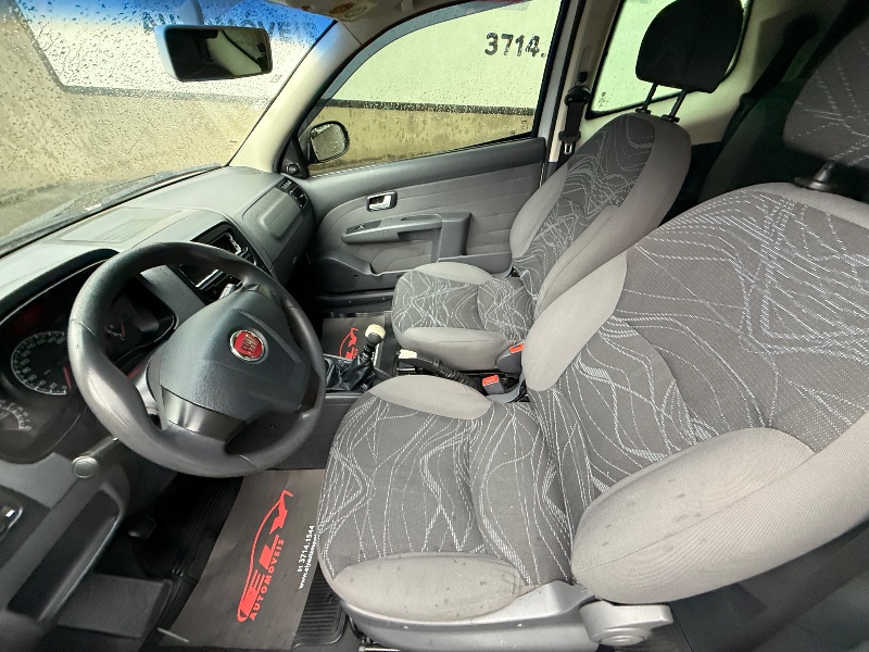FIAT STRADA WORKING 1.4 MPI FIRE FLEX 8V CD 2013/2013 ELY AUTOMÓVEIS LAJEADO / Carros no Vale