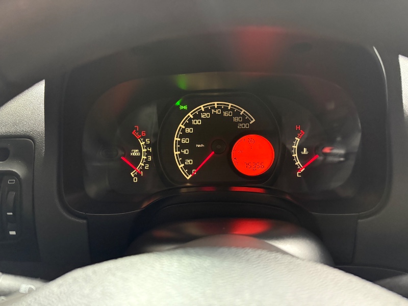 FIAT STRADA WORKING 1.4 MPI FIRE FLEX 8V CD 2013/2013 ELY AUTOMÓVEIS LAJEADO / Carros no Vale