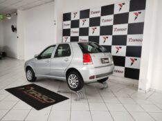 FIAT PALIO 1.0 CELEBRATION 8V 2010/2010 TIAGO AUTOMÓVEIS VENÂNCIO AIRES / Carros no Vale