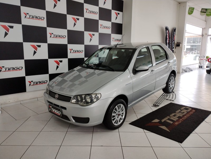 FIAT PALIO 1.0 CELEBRATION 8V 2010/2010 TIAGO AUTOMÓVEIS VENÂNCIO AIRES / Carros no Vale