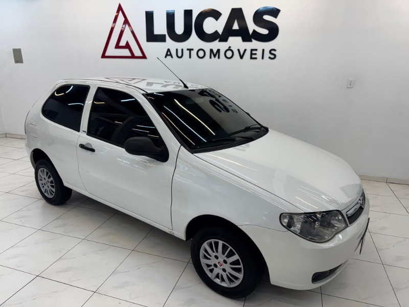 FIAT PALIO 1.0 FIRE CELEBRATION 8V 2012/2012 LUCAS AUTOMÓVEIS BOM RETIRO DO SUL / Carros no Vale