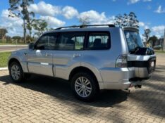 MITSUBISHI PAJERO FULL PAJERO HPE FULL 3.2 4X4 T.I.DIES 5P AUT 2015/2016 NEURI VEÍCULOS LAJEADO / Carros no Vale