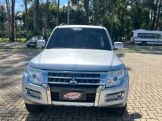 MITSUBISHI PAJERO FULL PAJERO HPE FULL 3.2 4X4 T.I.DIES 5P AUT 2015/2016 NEURI VEÍCULOS LAJEADO / Carros no Vale