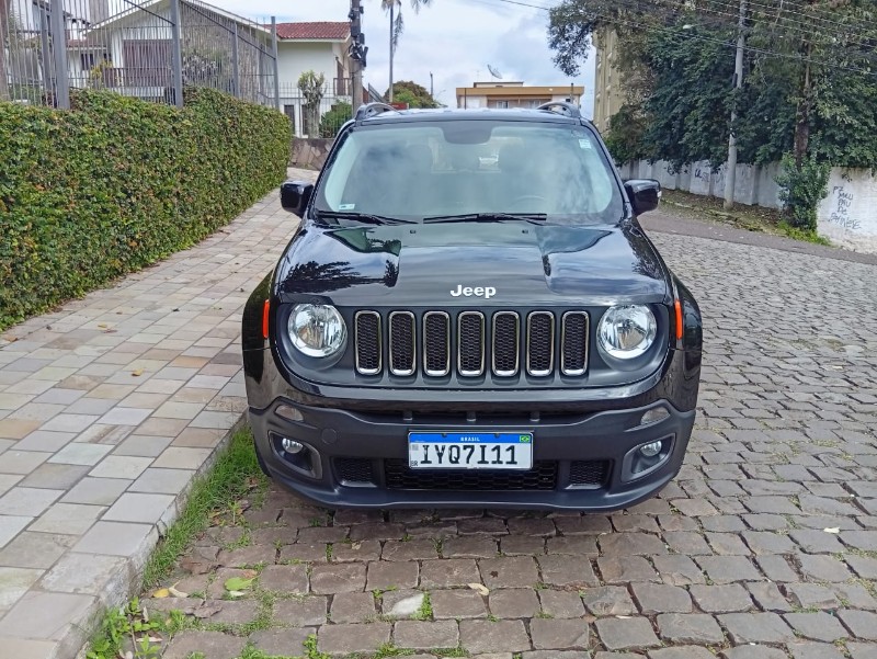 JEEP RENEGADE 1.8 LONGITUDE 2018/2018 ALTERNATIVA VEÍCULOS LAJEADO / Carros no Vale