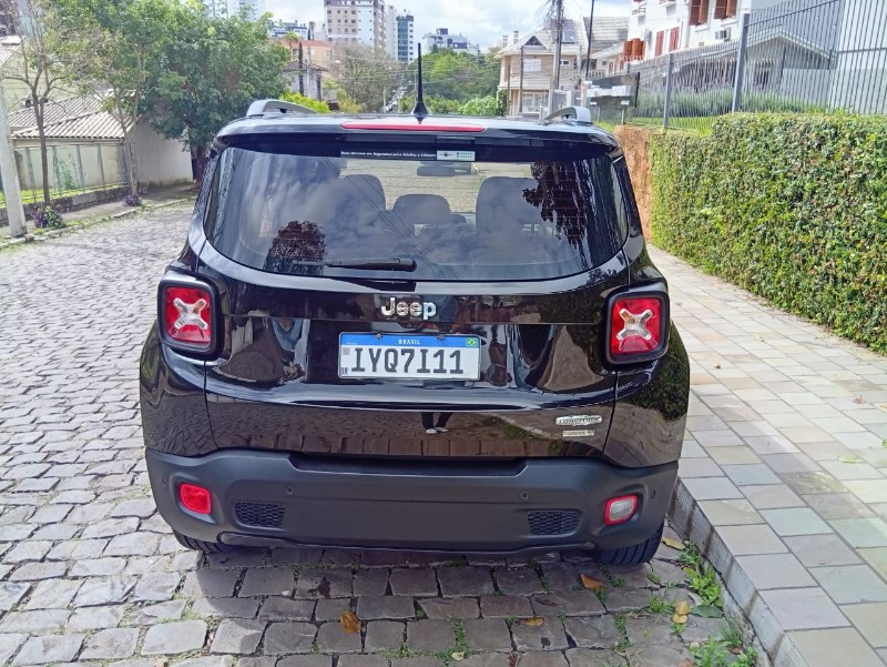 JEEP RENEGADE 1.8 LONGITUDE 2018/2018 ALTERNATIVA VEÍCULOS LAJEADO / Carros no Vale