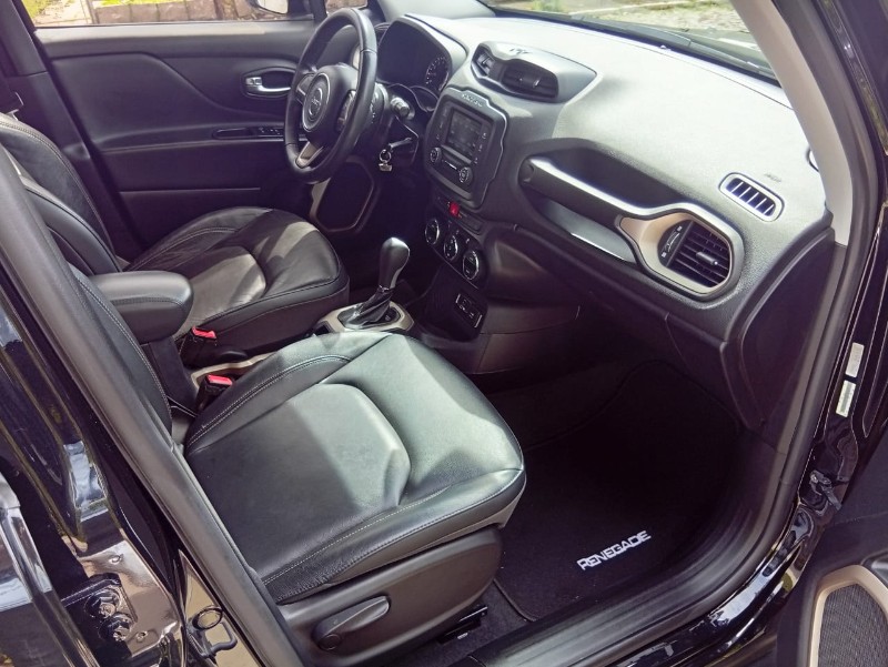 JEEP RENEGADE 1.8 LONGITUDE 2018/2018 ALTERNATIVA VEÍCULOS LAJEADO / Carros no Vale