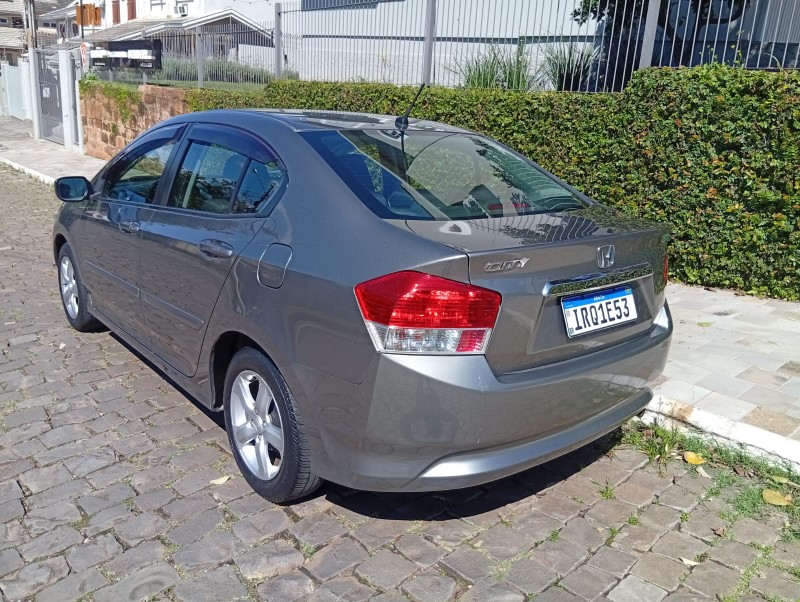 HONDA CITY SEDAN LX - 2011