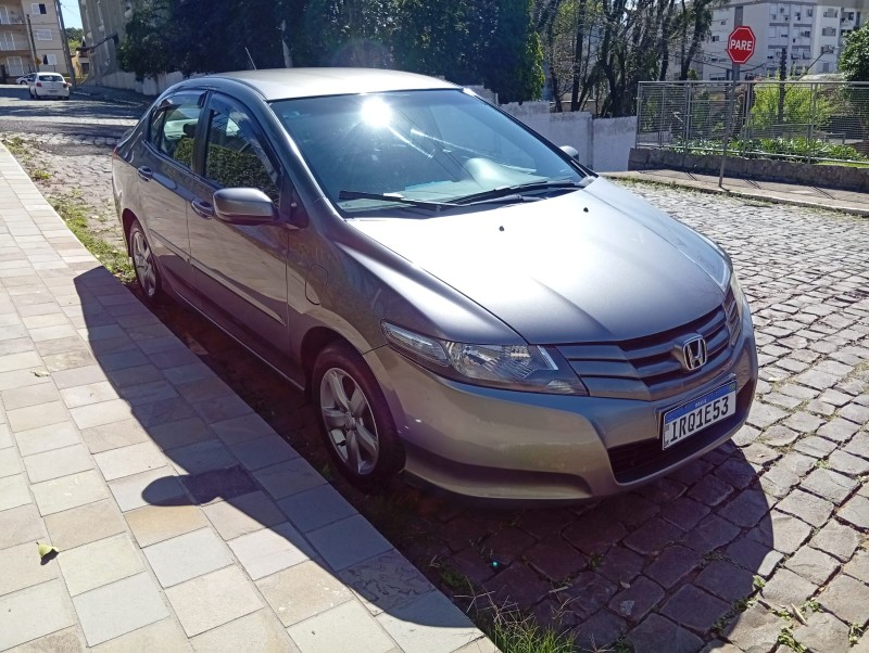 HONDA CITY SEDAN LX - 2011