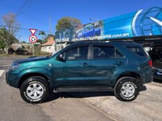 TOYOTA HILUX SW4 SRV D4-D 4X4 3.0 TDI DIES. AUT 2006/2006 LS MULTIMARCAS VENÂNCIO AIRES / Carros no Vale