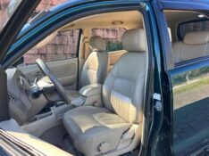 TOYOTA HILUX SW4 SRV D4-D 4X4 3.0 TDI DIES. AUT 2006/2006 LS MULTIMARCAS VENÂNCIO AIRES / Carros no Vale