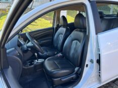 NISSAN VERSA SL 1.6 16V FLEXSTART 4P AUT. 2018/2018 LS MULTIMARCAS VENÂNCIO AIRES / Carros no Vale