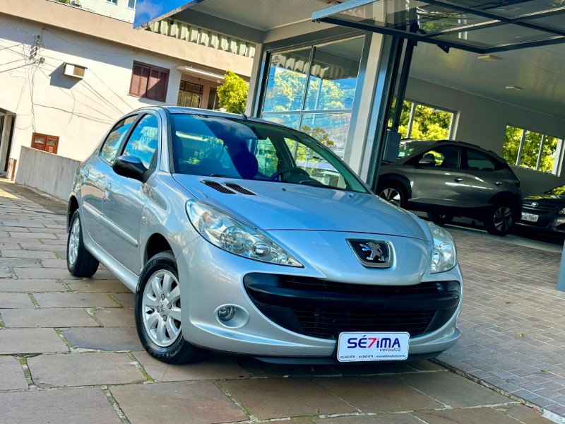 PEUGEOT 207 XR SPORT 1.4 2008/2009 SÉTIMA VEÍCULOS GUAPORÉ / Carros no Vale