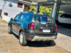 RENAULT DUSTER DYN 1.6 MANUAL 2015/2016 SÉTIMA VEÍCULOS GUAPORÉ / Carros no Vale