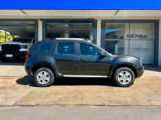 RENAULT DUSTER DYN 1.6 MANUAL 2015/2016 SÉTIMA VEÍCULOS GUAPORÉ / Carros no Vale