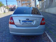 FORD FIESTA SEDAN / COMPLETO 2008/2009 ALTERNATIVA VEÍCULOS LAJEADO / Carros no Vale