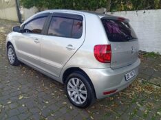 VOLKSWAGEN FOX 1.6 GII 2013/2014 ALTERNATIVA VEÍCULOS LAJEADO / Carros no Vale