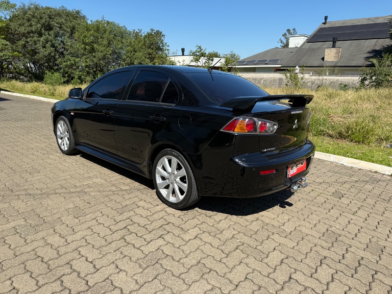 MITSUBISHI LANCER 2.0 2013/2013 ELY AUTOMÓVEIS LAJEADO / Carros no Vale