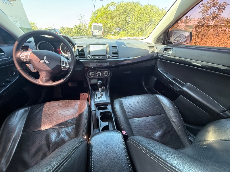 MITSUBISHI LANCER 2.0 2013/2013 ELY AUTOMÓVEIS LAJEADO / Carros no Vale