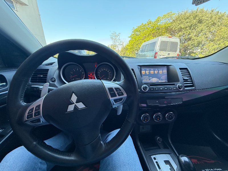 MITSUBISHI LANCER 2.0 2013/2013 ELY AUTOMÓVEIS LAJEADO / Carros no Vale