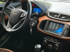 CHEVROLET ONIX HATCH ACTIV 1.4 8V FLEX 5P MEC. 2017/2017 BRS VEÍCULOS BOM RETIRO DO SUL / Carros no Vale