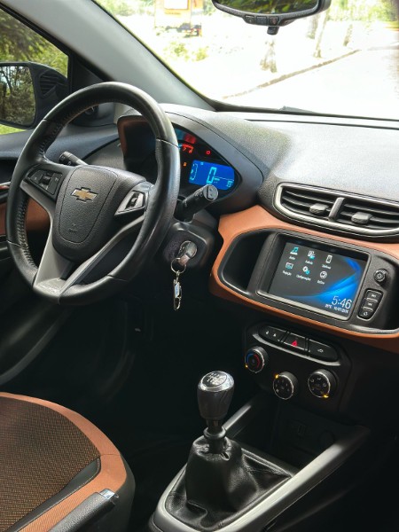 CHEVROLET ONIX HATCH ACTIV 1.4 8V FLEX 5P MEC. 2017/2017 BRS VEÍCULOS BOM RETIRO DO SUL / Carros no Vale