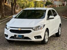 CHEVROLET ONIX HATCH LT 1.4 8V FLEXPOWER 5P MEC. 2019/2019 BRS VEÍCULOS BOM RETIRO DO SUL / Carros no Vale
