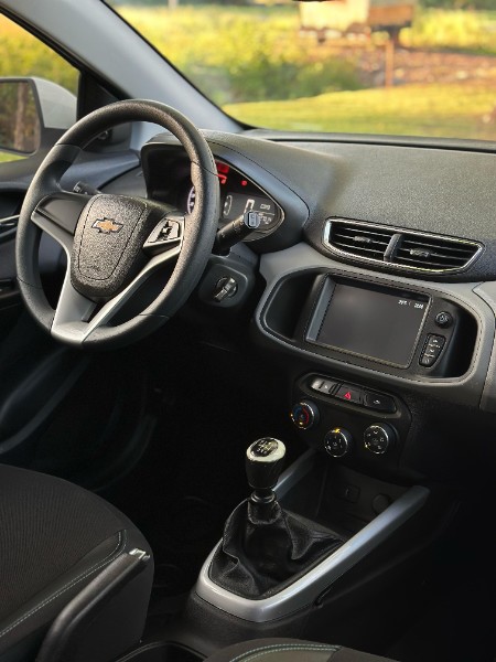 CHEVROLET ONIX HATCH LT 1.4 8V FLEXPOWER 5P MEC. 2019/2019 BRS VEÍCULOS BOM RETIRO DO SUL / Carros no Vale