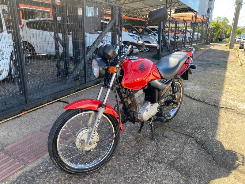 HONDA MOTOS CG 125 FAN KS 2010/2011 AR MULTIMARCAS VENÂNCIO AIRES / Carros no Vale