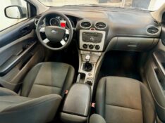 FORD FOCUS GLX 1.6 2013/2013 LUCAS AUTOMÓVEIS BOM RETIRO DO SUL / Carros no Vale