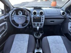 FORD FIESTA CLASS 1.6 /2010 MENEGHINI VEÍCULOS ARROIO DO MEIO / Carros no Vale