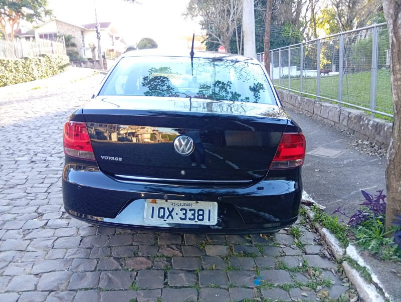 VOLKSWAGEN VOYAGE 1.0 - 2011