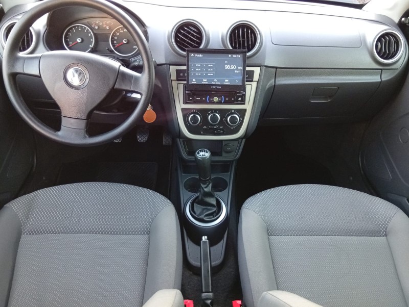 VOLKSWAGEN VOYAGE 1.0 - 2011