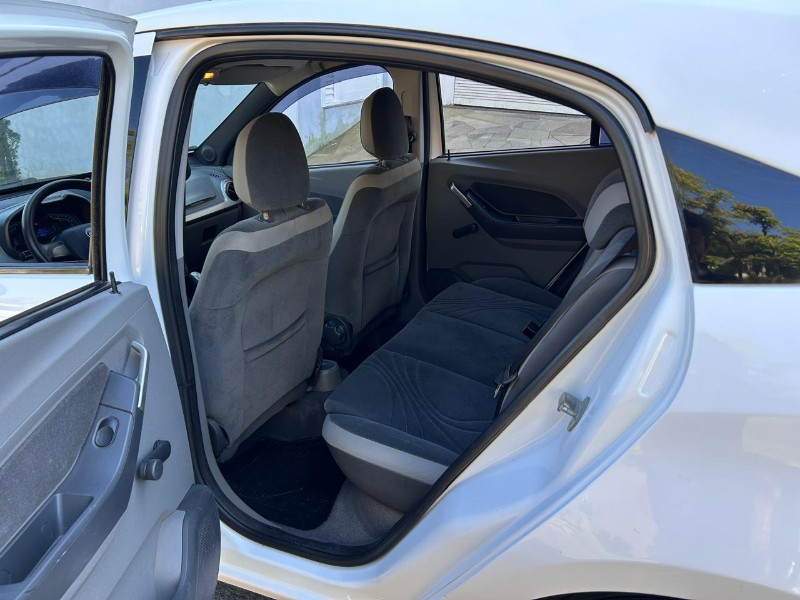 CHEVROLET AGILE LTZ 1.4 MPFI 8V FLEXPOWER 5P 2011/2011 LS MULTIMARCAS VENÂNCIO AIRES / Carros no Vale