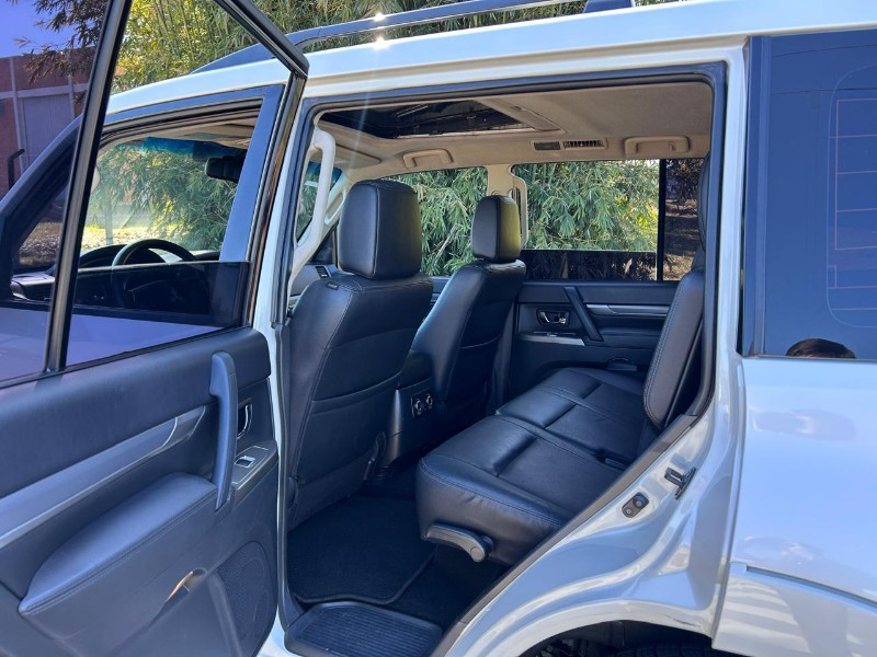 MITSUBISHI PAJERO HPE FULL 3.2 4X4 T.I.DIES 5P AUT 2016/2016 LS MULTIMARCAS VENÂNCIO AIRES / Carros no Vale