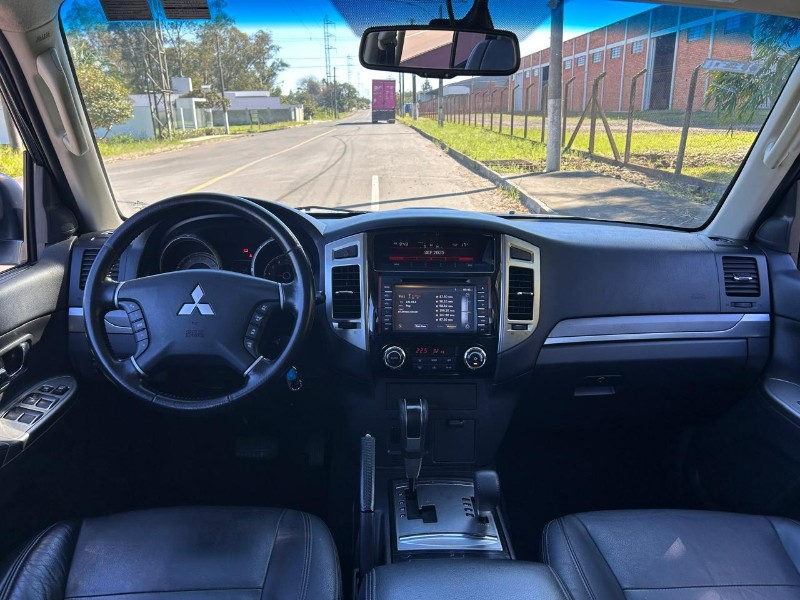 MITSUBISHI PAJERO HPE FULL 3.2 4X4 T.I.DIES 5P AUT 2016/2016 LS MULTIMARCAS VENÂNCIO AIRES / Carros no Vale