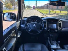 MITSUBISHI PAJERO HPE FULL 3.2 4X4 T.I.DIES 5P AUT 2016/2016 LS MULTIMARCAS VENÂNCIO AIRES / Carros no Vale