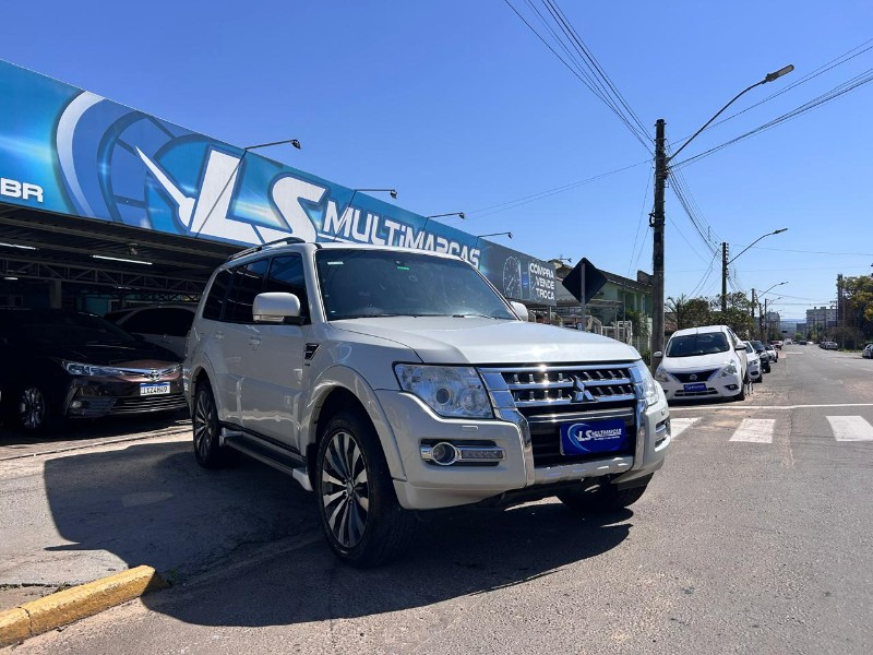 MITSUBISHI PAJERO HPE FULL 3.2 4X4 T.I.DIES 5P AUT 2016/2016 LS MULTIMARCAS VENÂNCIO AIRES / Carros no Vale