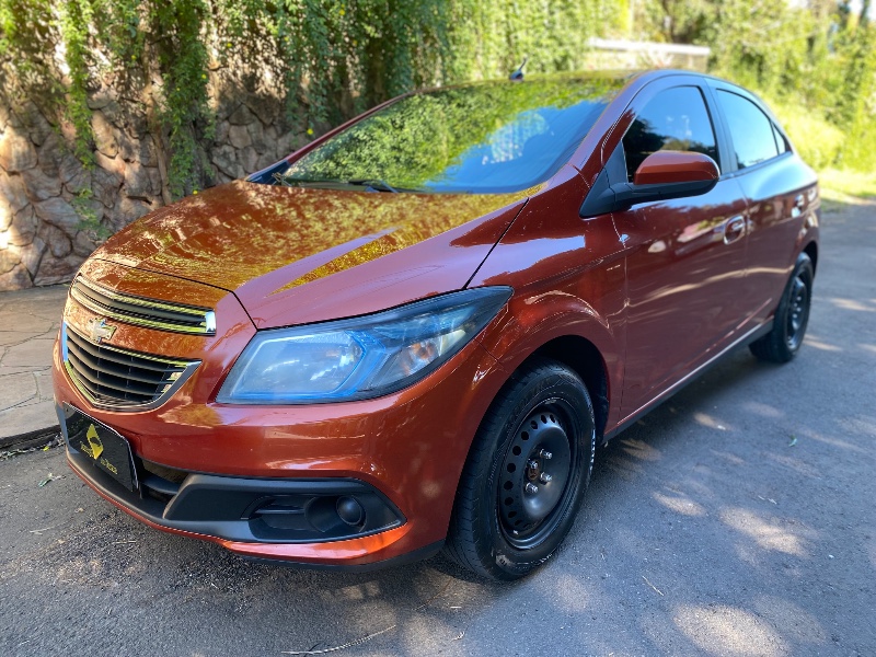 CHEVROLET ONIX LT 1.4 2012/2013 ESTAÇÃO DO CARRO ESTRELA / Carros no Vale