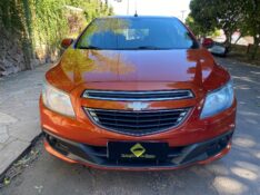 CHEVROLET ONIX LT 1.4 2012/2013 ESTAÇÃO DO CARRO ESTRELA / Carros no Vale