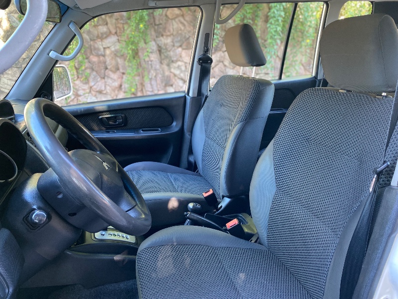 MITSUBISHI PAJERO TR-4 2.0 4X4 2010/2010 ESTAÇÃO DO CARRO ESTRELA / Carros no Vale