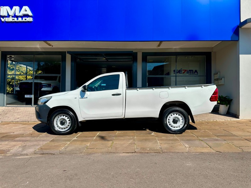 TOYOTA HILUX 2.8 4X4 CS 16V TURBO 2016/2017 SÉTIMA VEÍCULOS GUAPORÉ / Carros no Vale