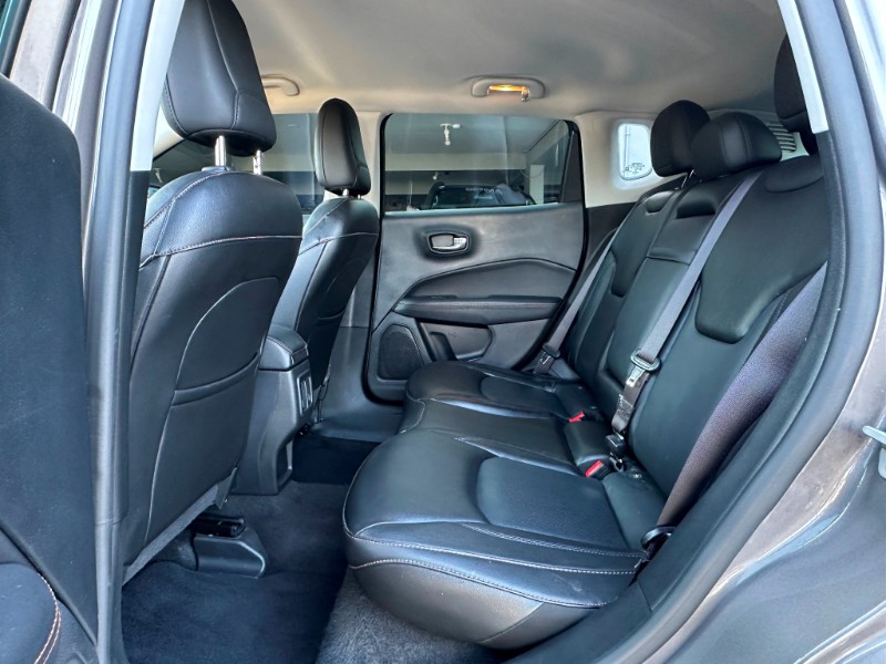 JEEP COMPASS LIMITED 2.0 16V FLEX 2020/2021 SÉTIMA VEÍCULOS GUAPORÉ / Carros no Vale