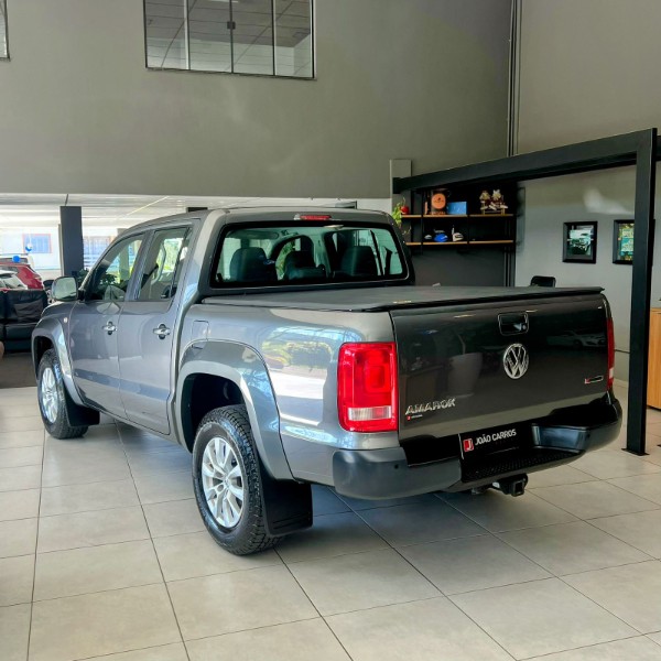 VOLKSWAGEN AMAROK 2.0 4X4 TDI COMFORTILINE CD 2019/2019 JOÃO CARROS MULTIMARCAS GUAPORÉ / Carros no Vale